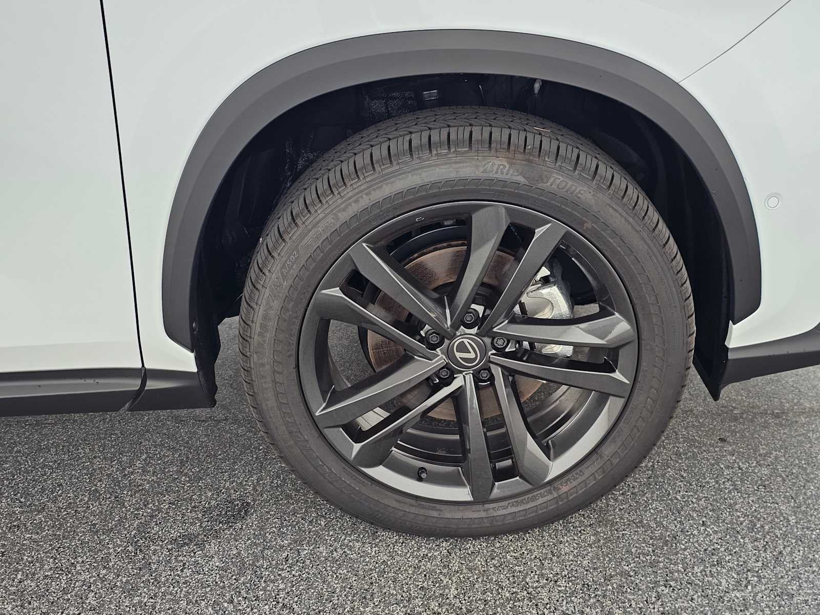 2026 Lexus NX 450h+ Luxury