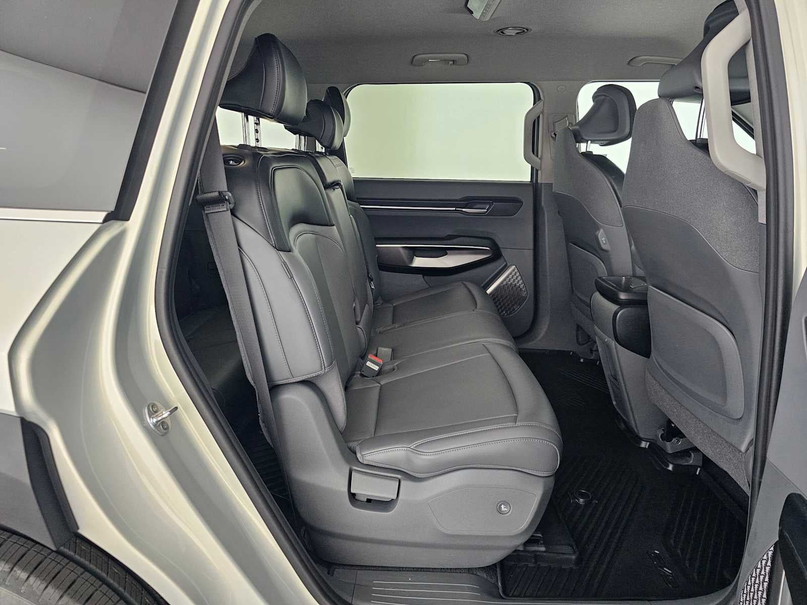 2024 Kia EV9 Light Short Range