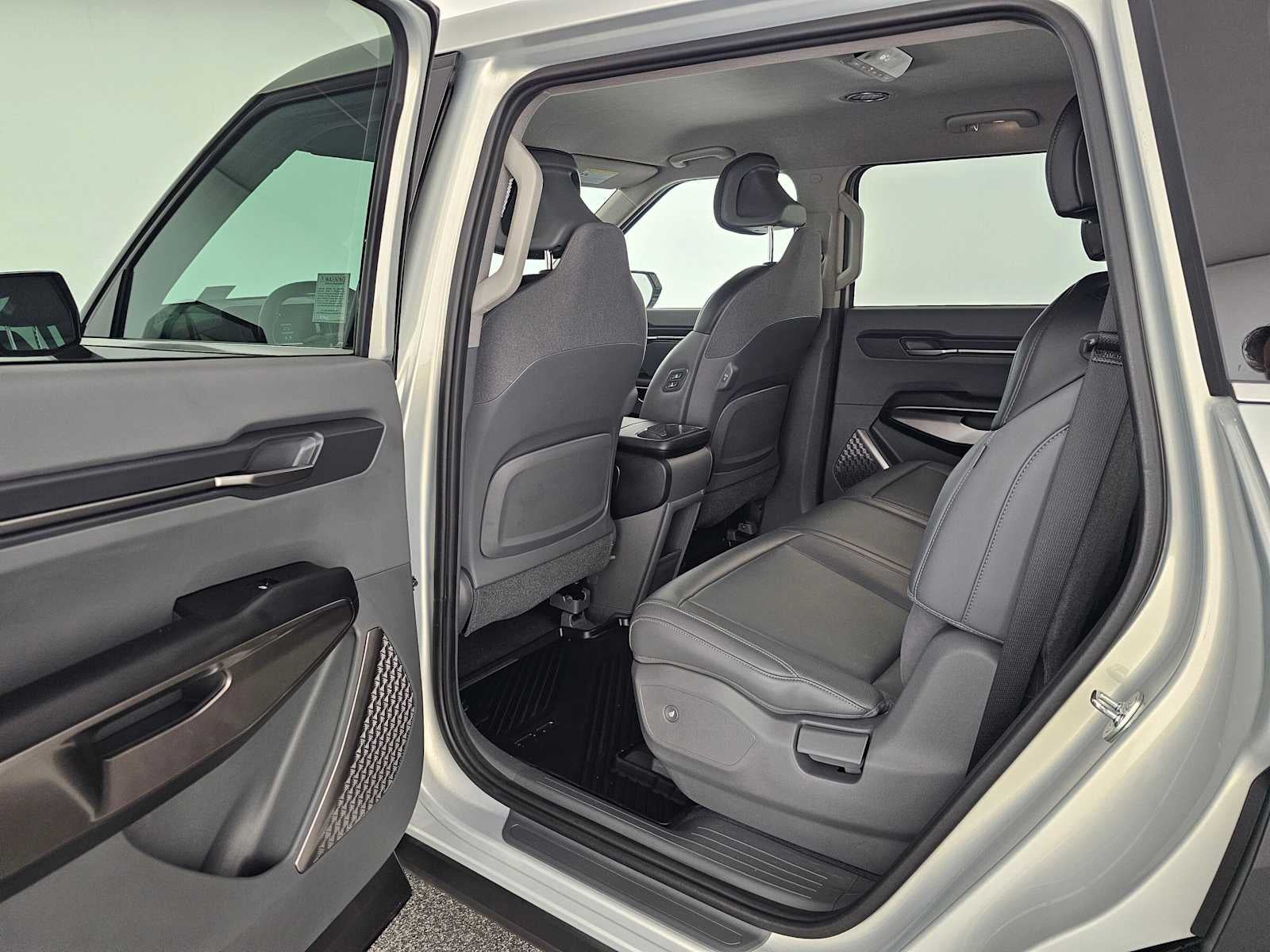 2024 Kia EV9 Light Short Range