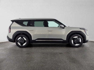 2024 Kia EV9 Light Short Range