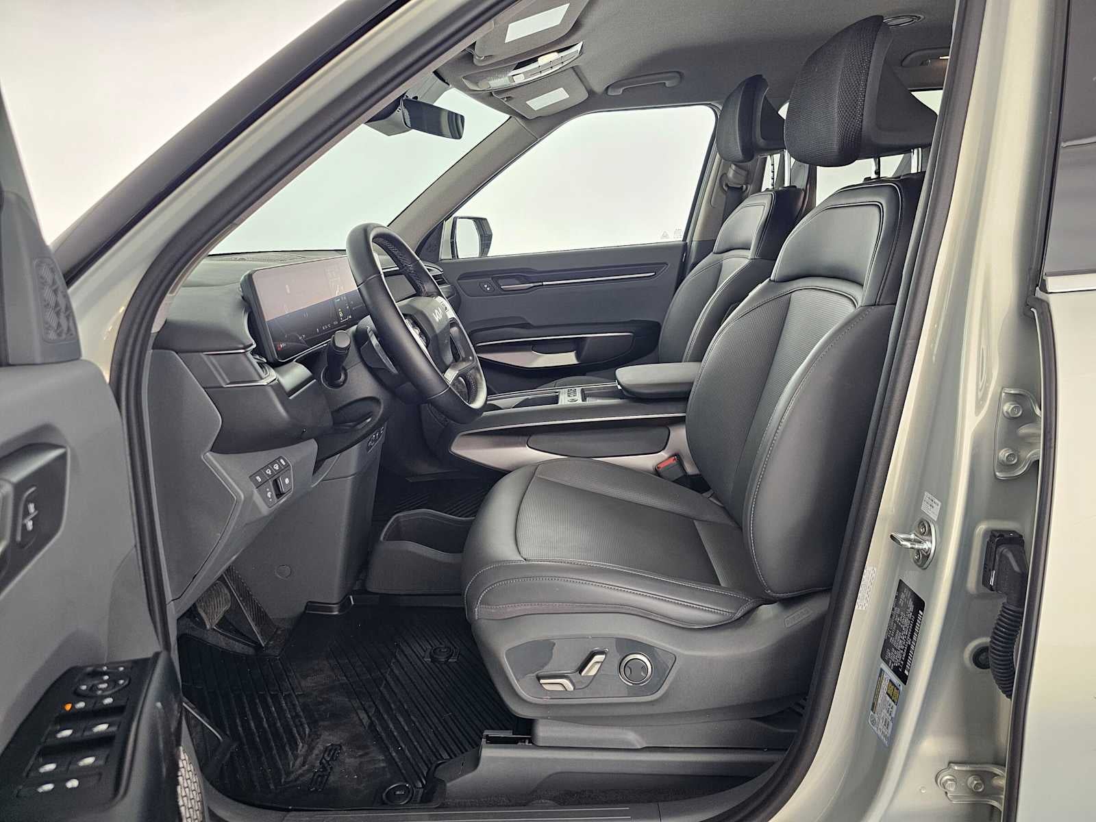 2024 Kia EV9 Light Short Range