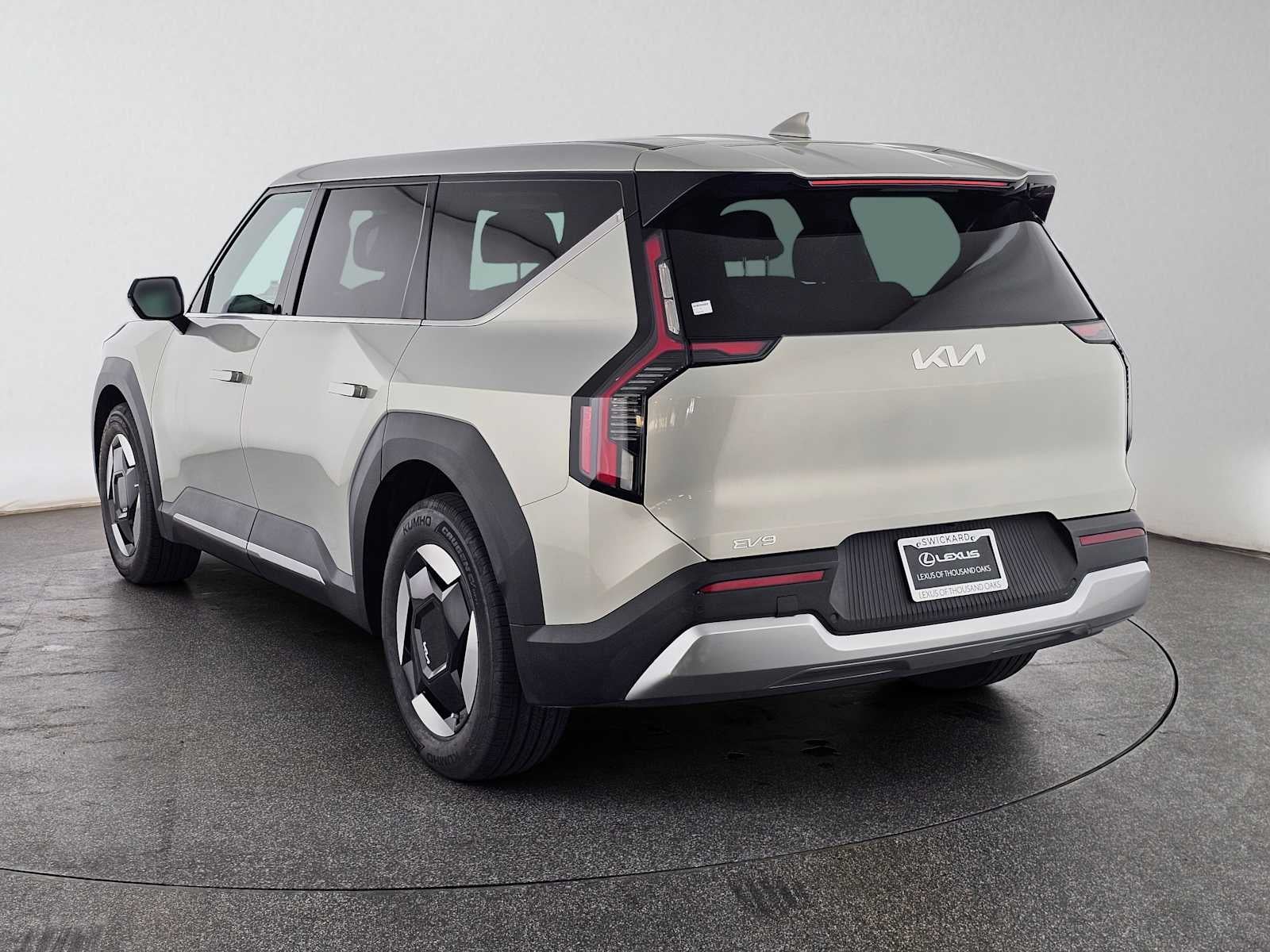 2024 Kia EV9 Light Short Range