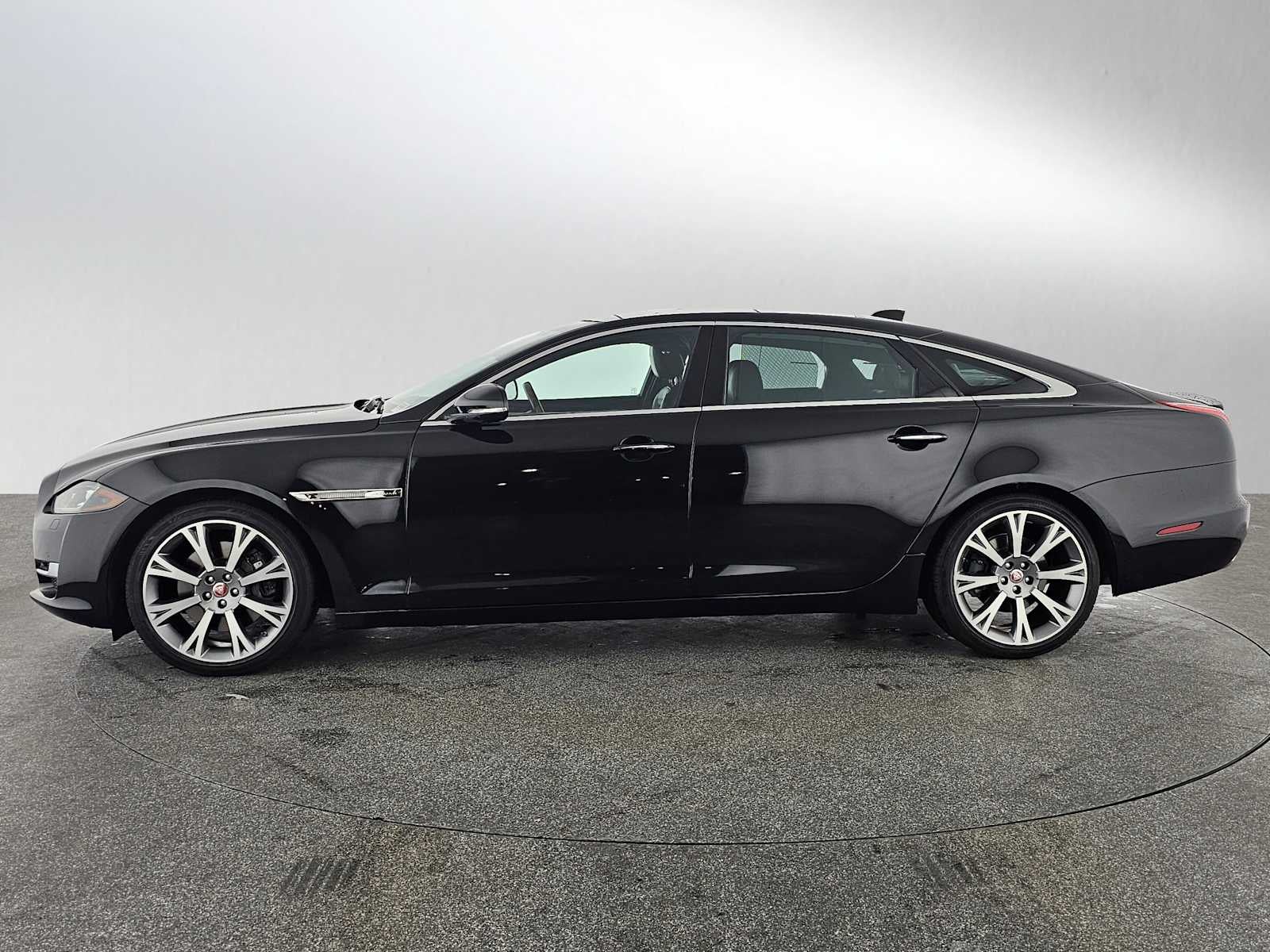 2019 Jaguar XJ XJL Portfolio