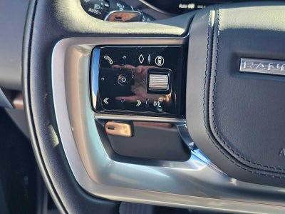 2025 Land Rover Range Rover SE