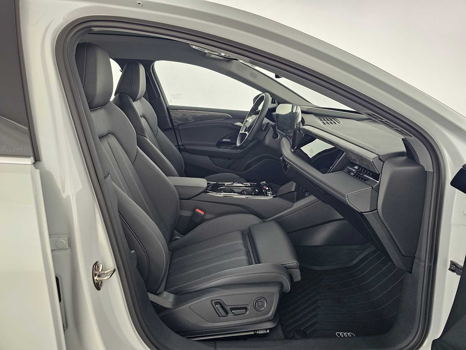 2025 Audi A6 e-tron Premium Plus