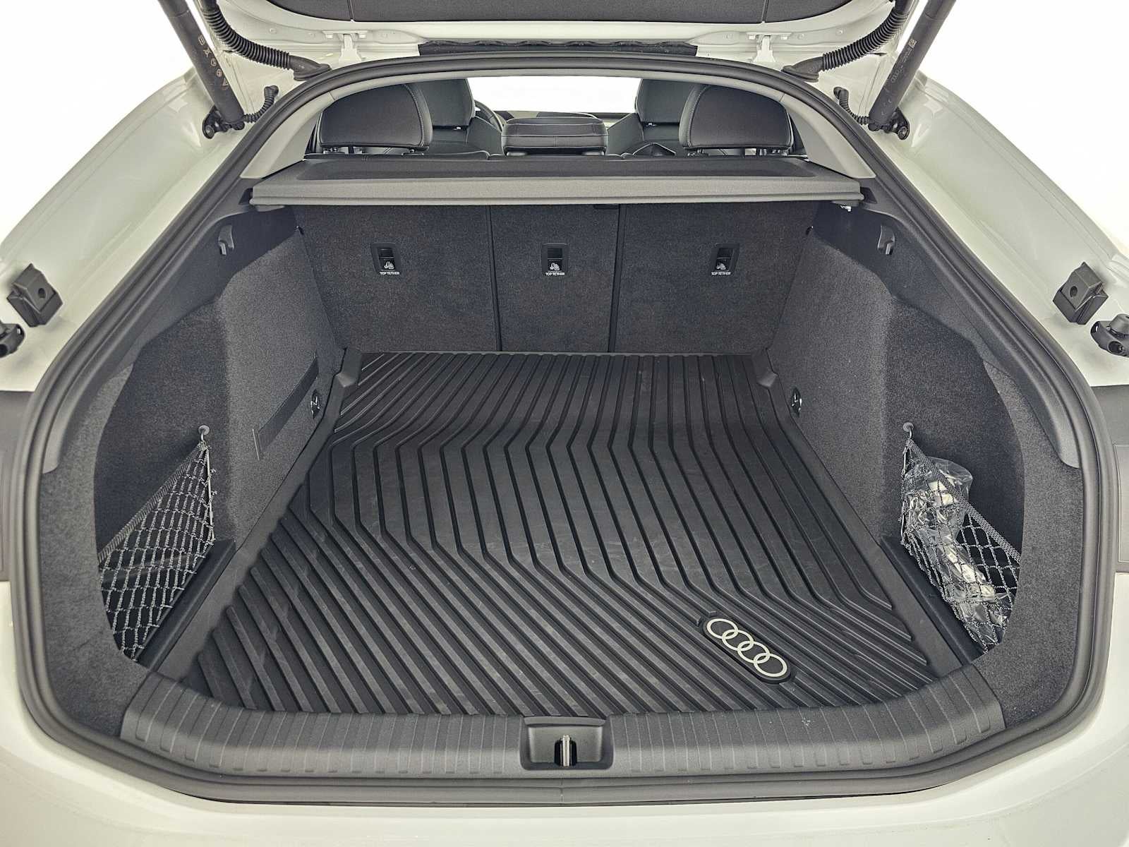 2025 Audi A6 e-tron Premium Plus