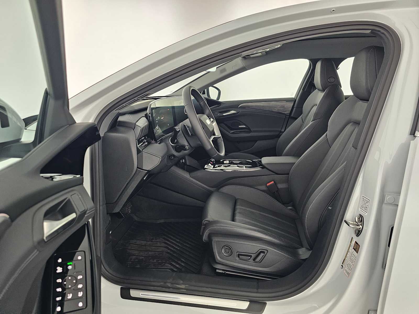 2025 Audi A6 e-tron Premium Plus