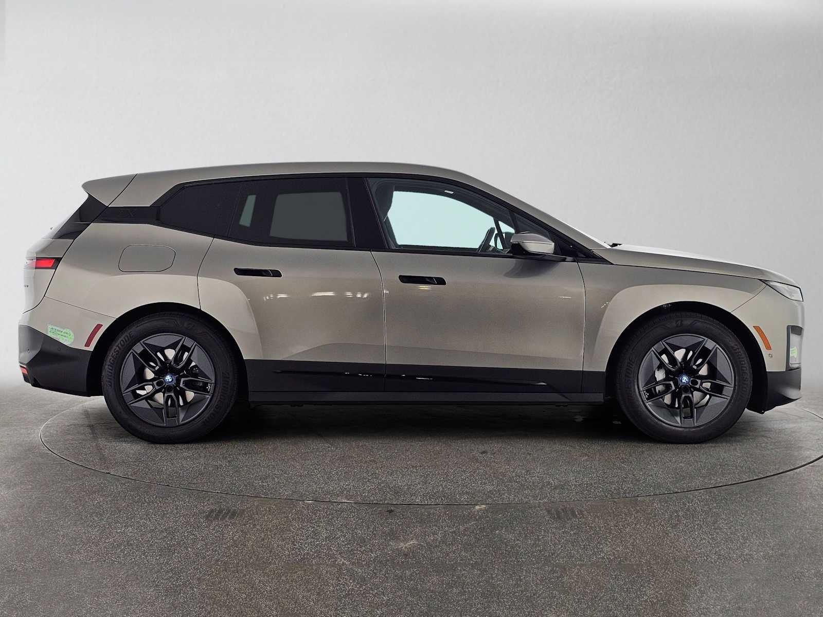 2023 BMW iX xDrive50 xDrive50