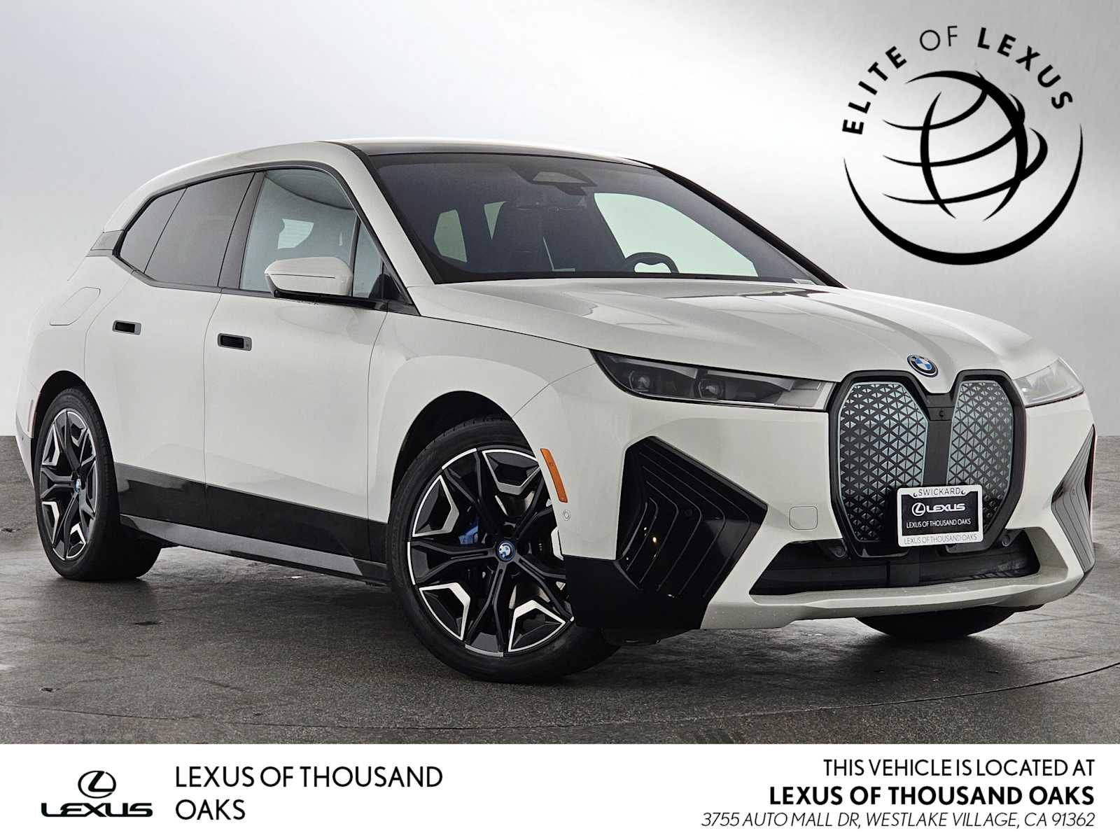 2022 BMW iX xDrive50's photo