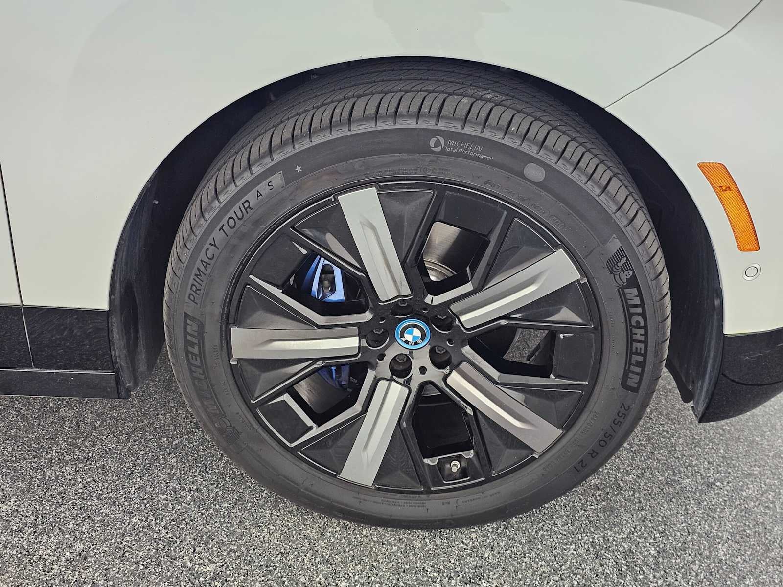 2024 BMW iX xDrive50 xDrive50