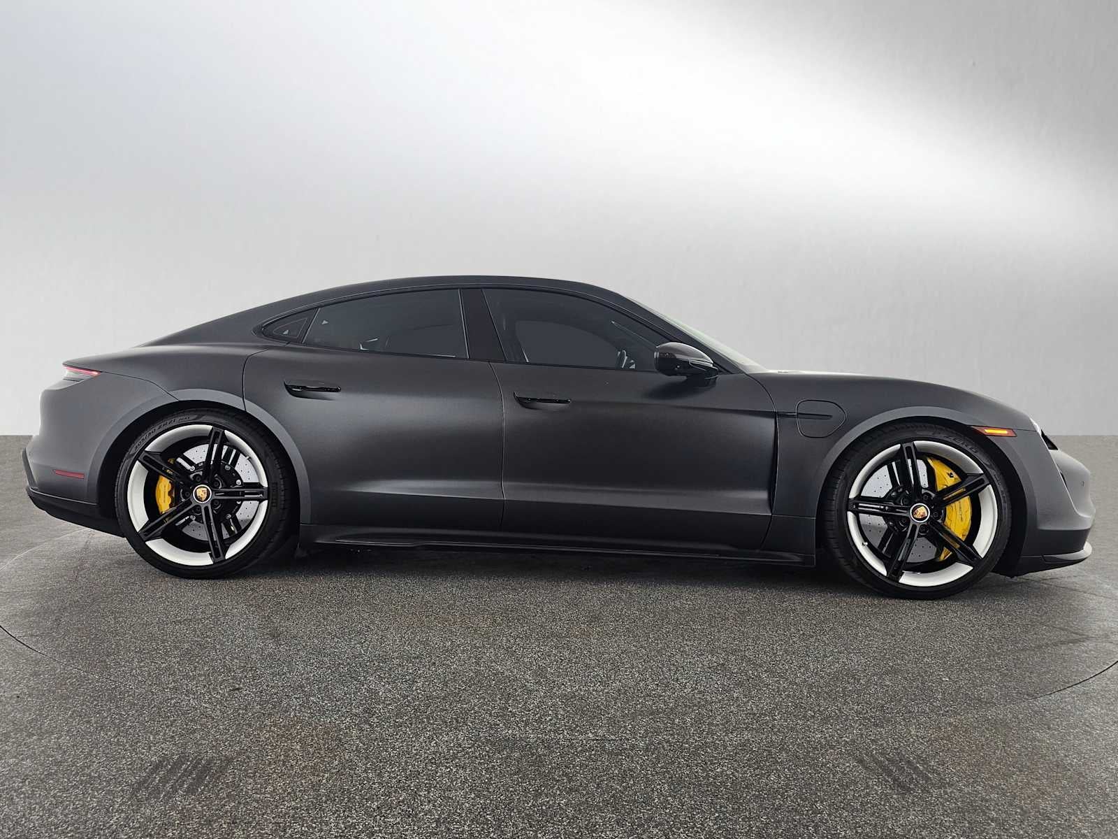 2021 Porsche Taycan Turbo S