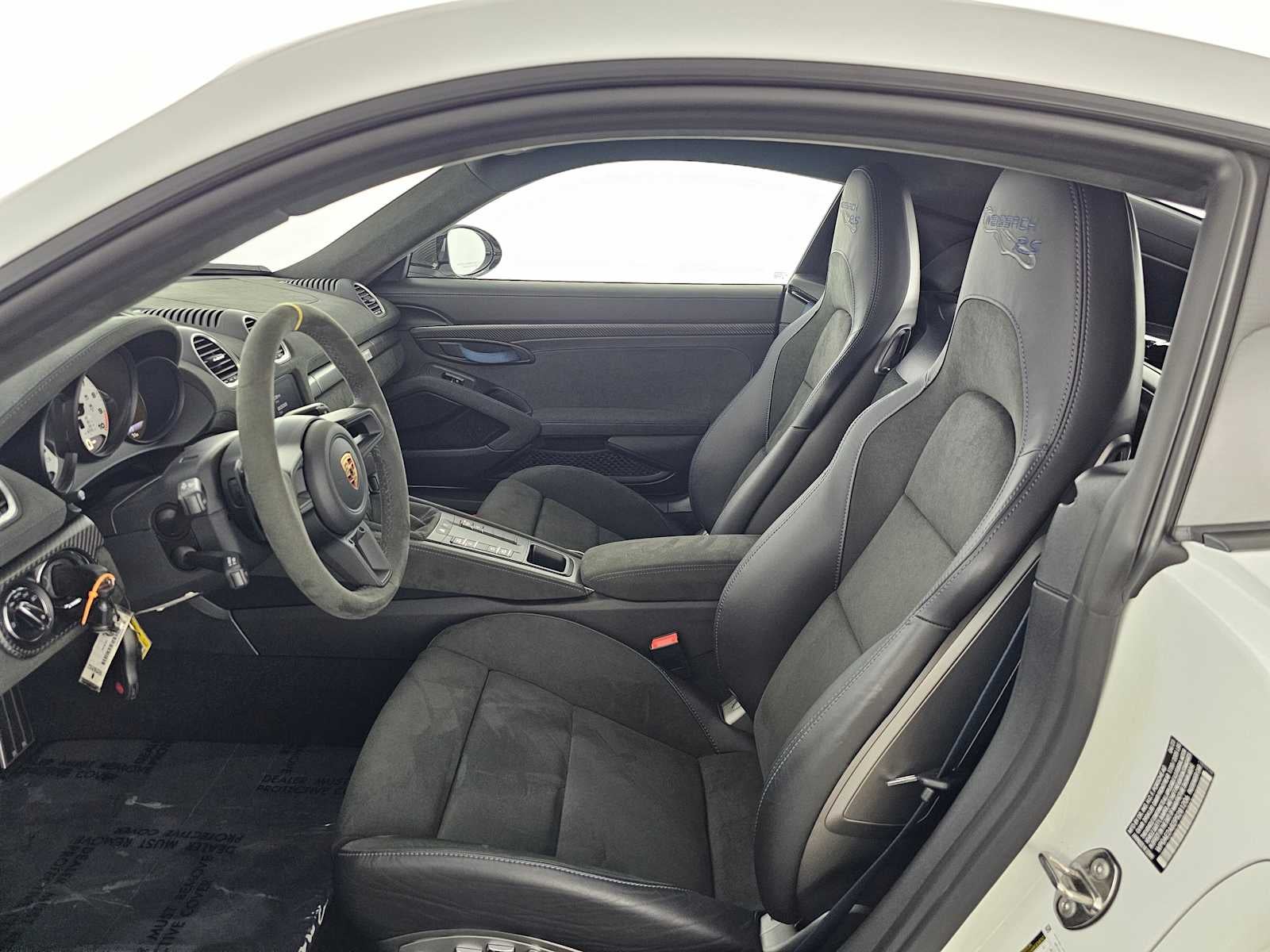 2023 Porsche 718 Cayman GT4 RS