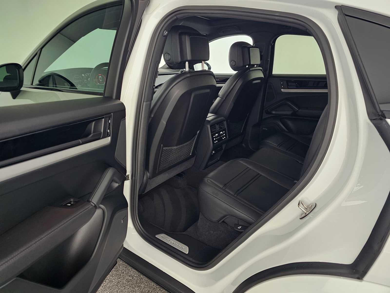2024 Porsche Cayenne S