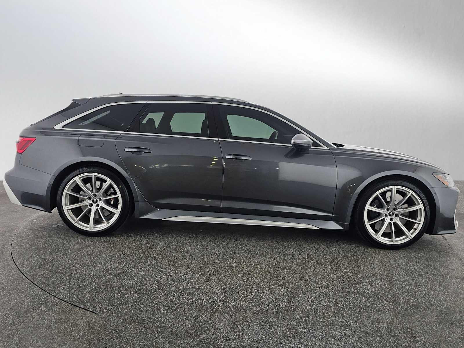 2023 Audi RS 6 Avant 4.0 TFSI quattro