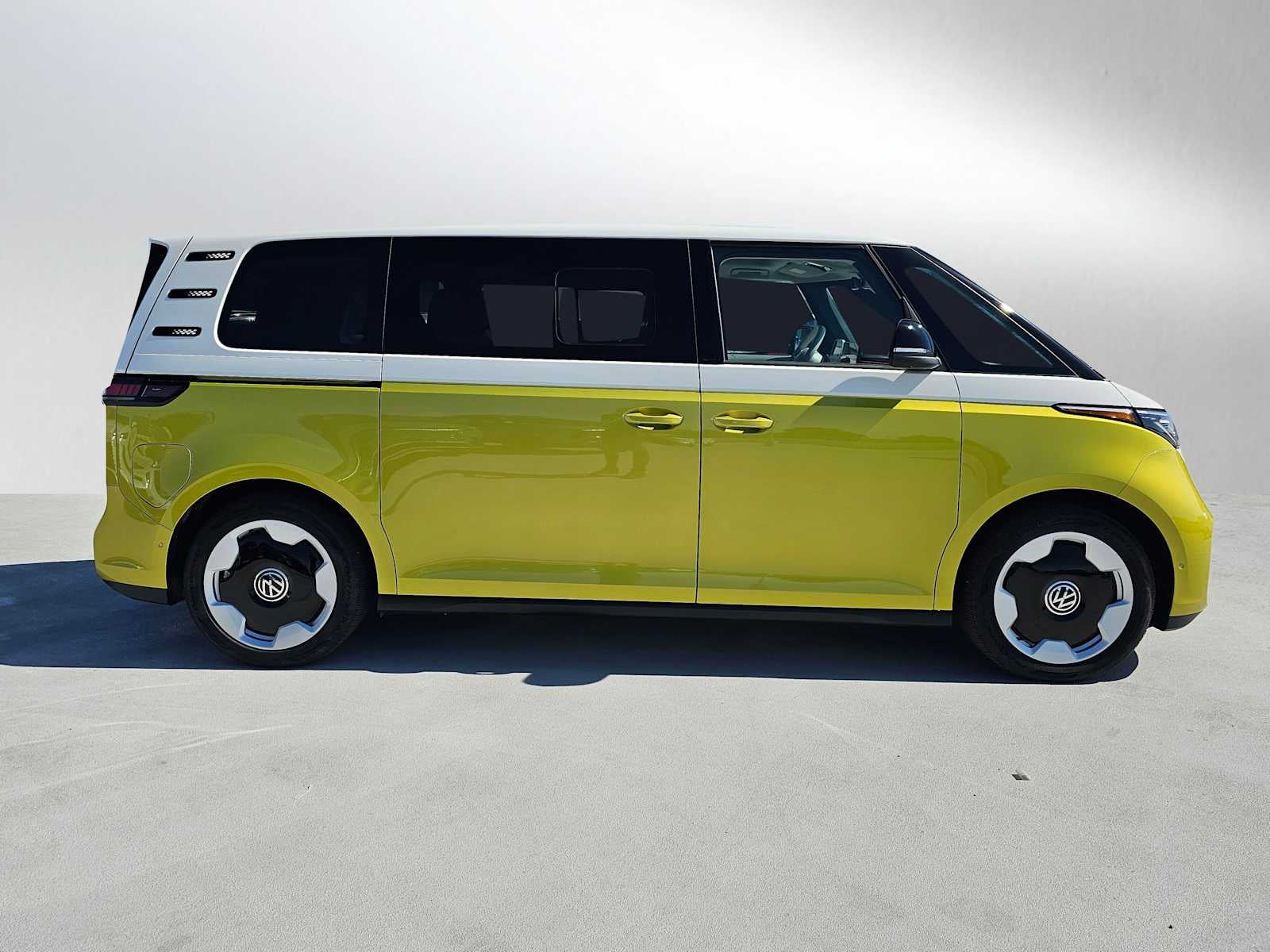 Used 2025 Volkswagen ID. Buzz PRO S PLus with VIN WVGNYVEB2SH048279 for sale in Las Vegas, NV