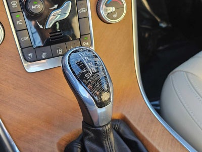 2016 Volvo XC60 T6 Platinum