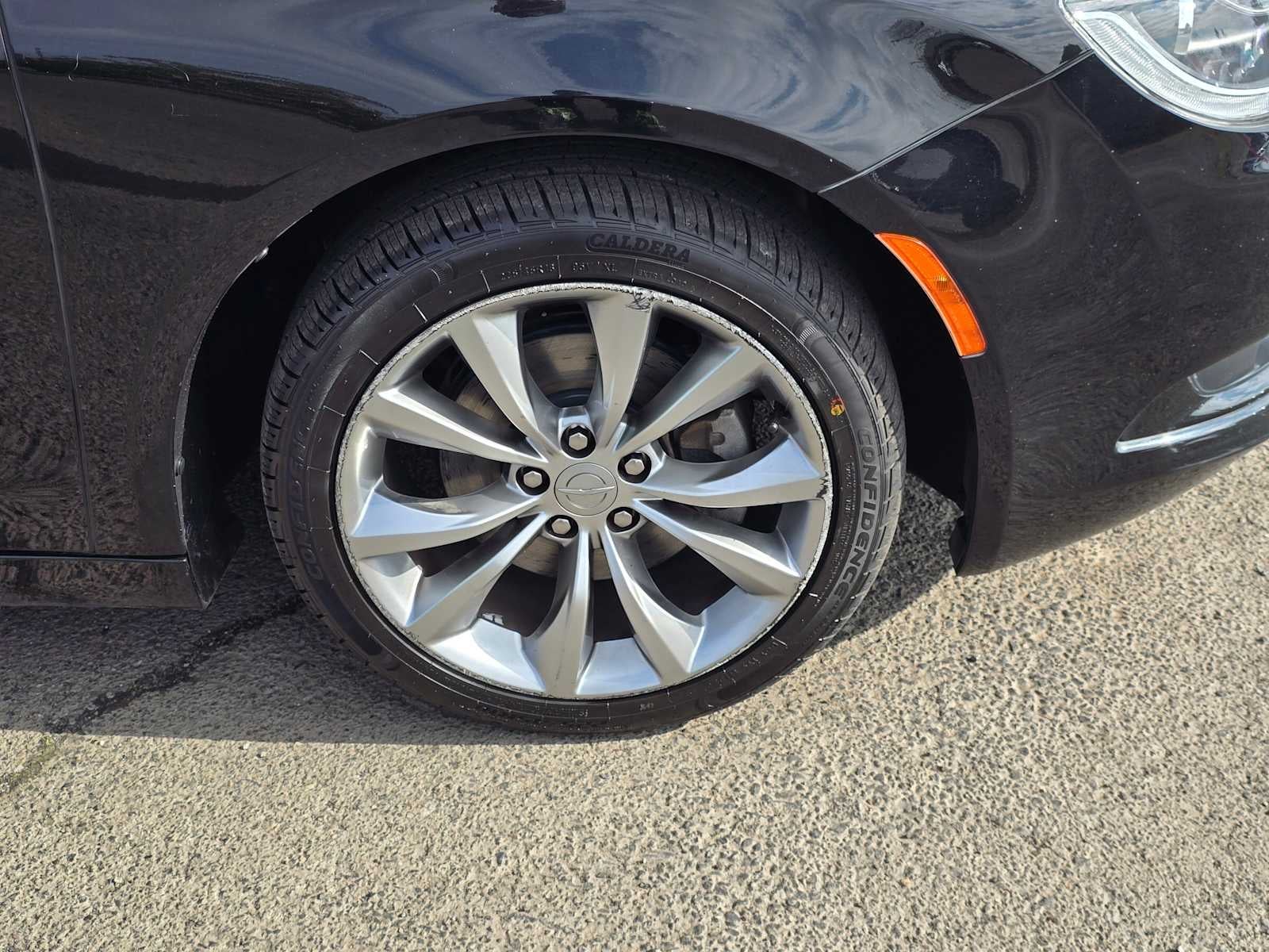 2016 Chrysler 200 S