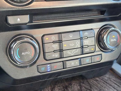 2017 Ford Super Duty F-350 SRW Pickup Lariat