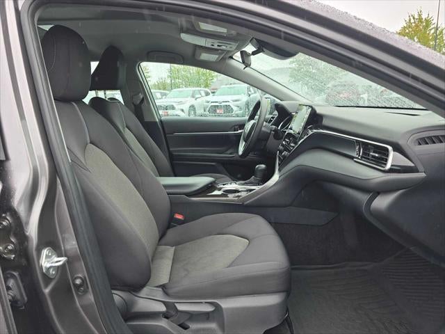 2022 Toyota Camry Hybrid LE