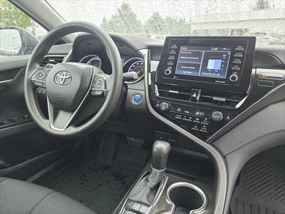 2022 Toyota Camry Hybrid LE