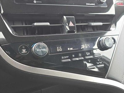 2022 Toyota Camry Hybrid LE