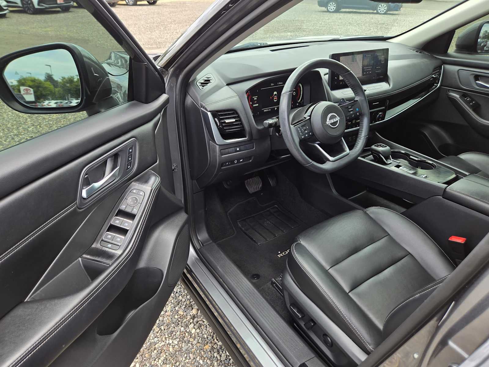 2024 Nissan Rogue SL