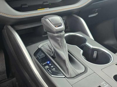 2023 Toyota Highlander Hybrid Bronze Edition