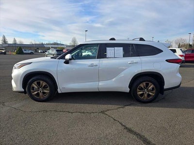 2023 Toyota Highlander Hybrid Bronze Edition