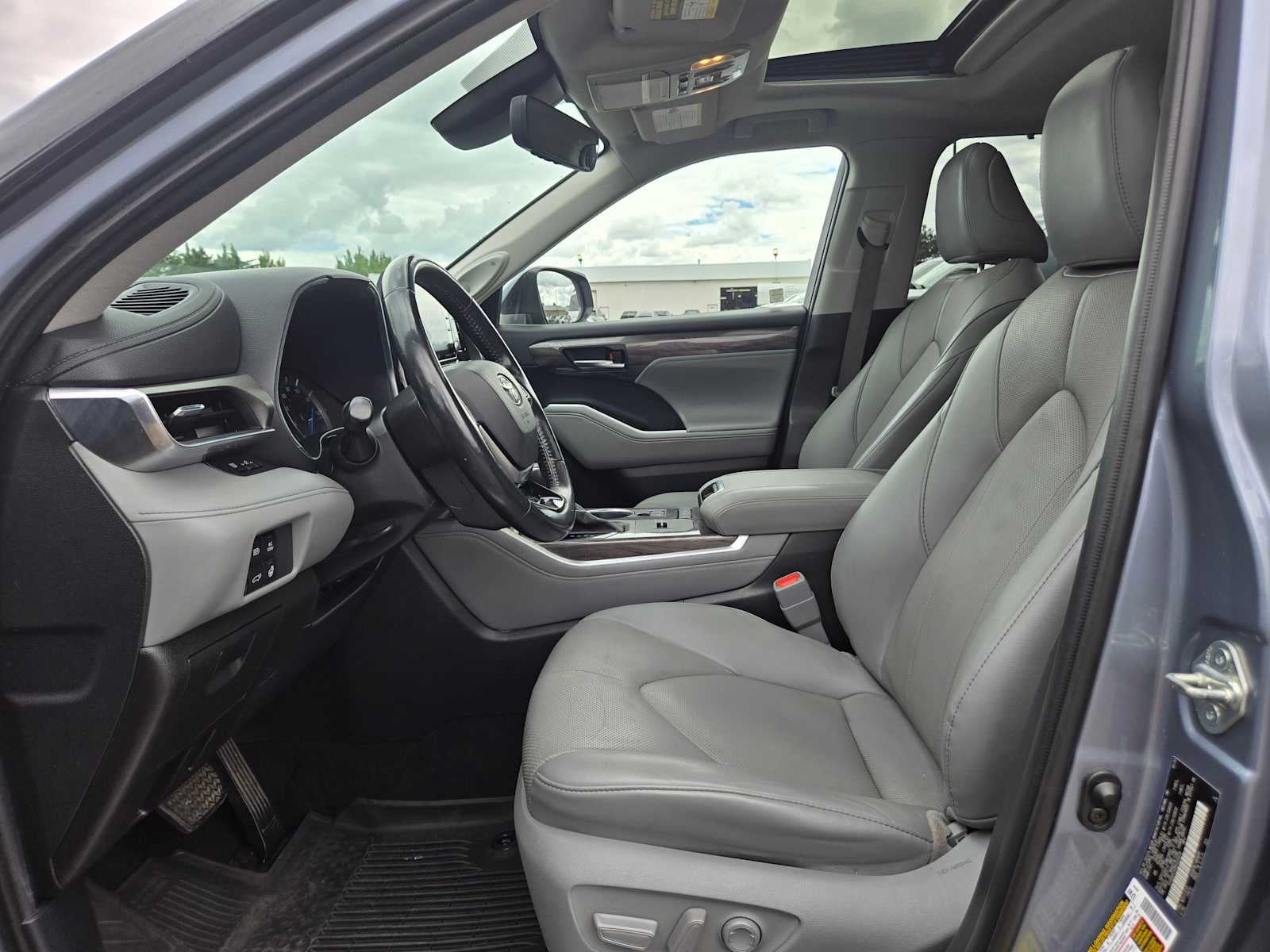 2021 Toyota Highlander Hybrid Limited