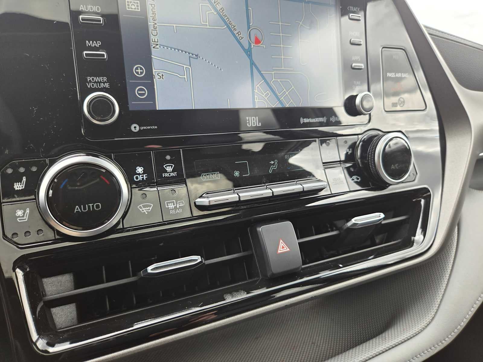 2021 Toyota Highlander Hybrid Limited