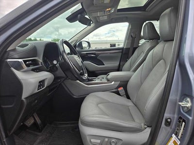 2021 Toyota Highlander Hybrid Limited
