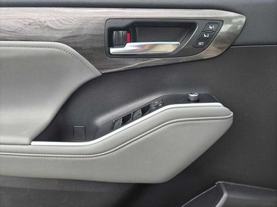 2021 Toyota Highlander Hybrid Limited