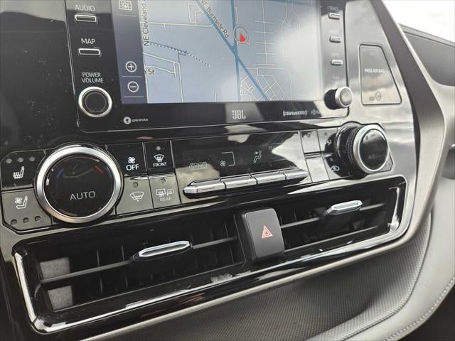 2021 Toyota Highlander Hybrid Limited