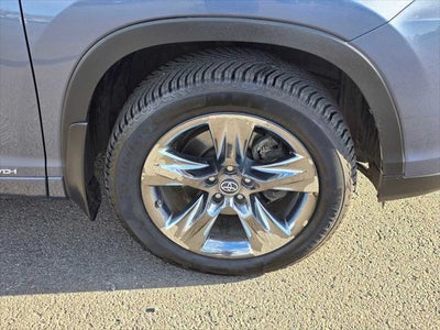 2019 Toyota Highlander Hybrid Limited Platinum