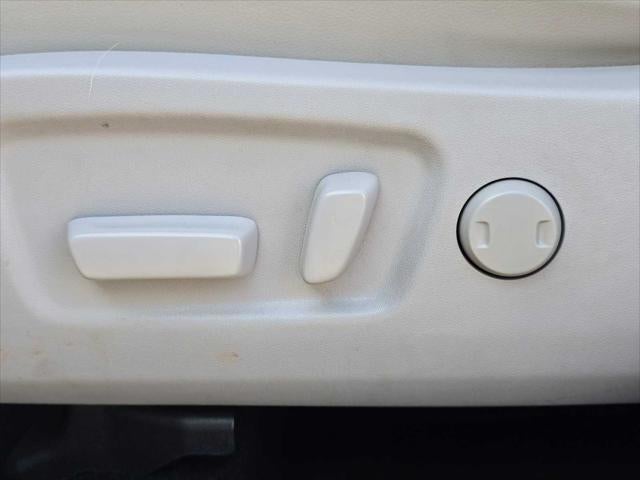 2019 Toyota Highlander Hybrid Limited Platinum