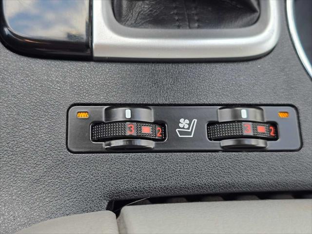 2019 Toyota Highlander Hybrid Limited Platinum