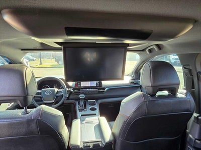 2024 Toyota Sienna XSE
