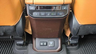 2022 Toyota Highlander Hybrid Platinum