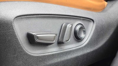 2022 Toyota Highlander Hybrid Platinum