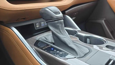 2022 Toyota Highlander Hybrid Platinum
