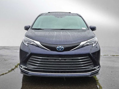2024 Toyota Sienna Platinum