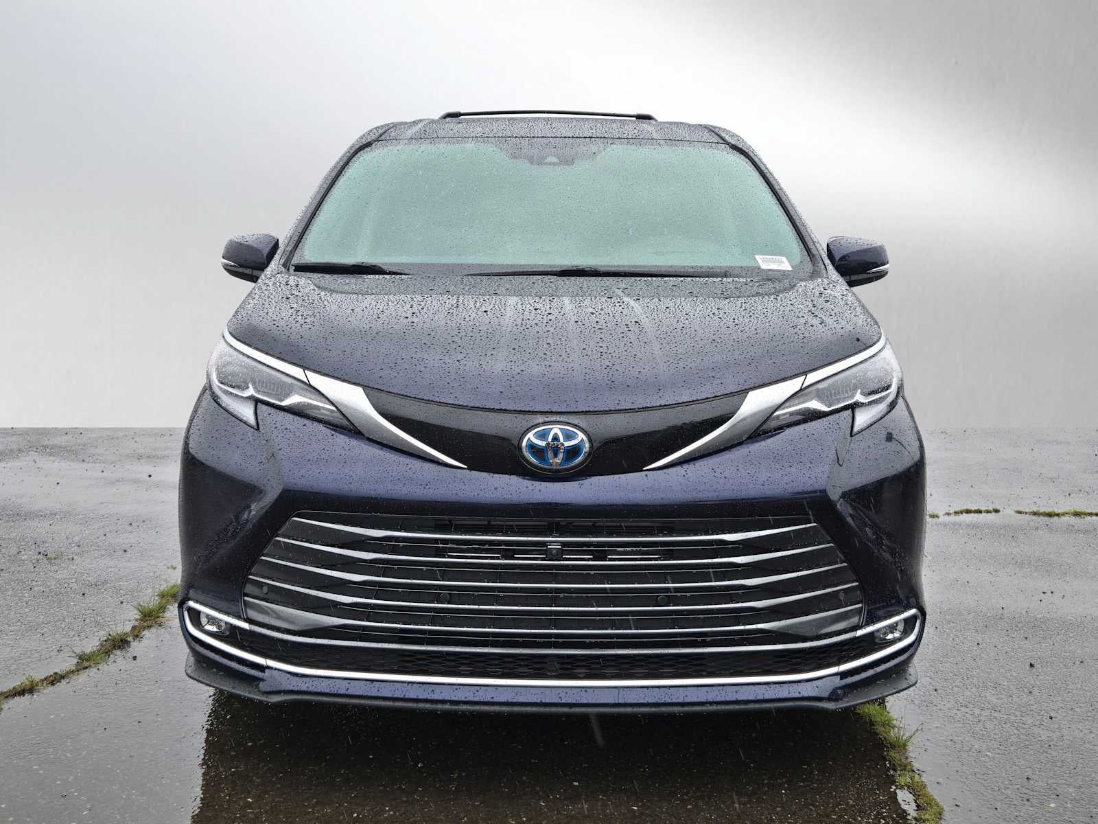 2024 Toyota Sienna Platinum
