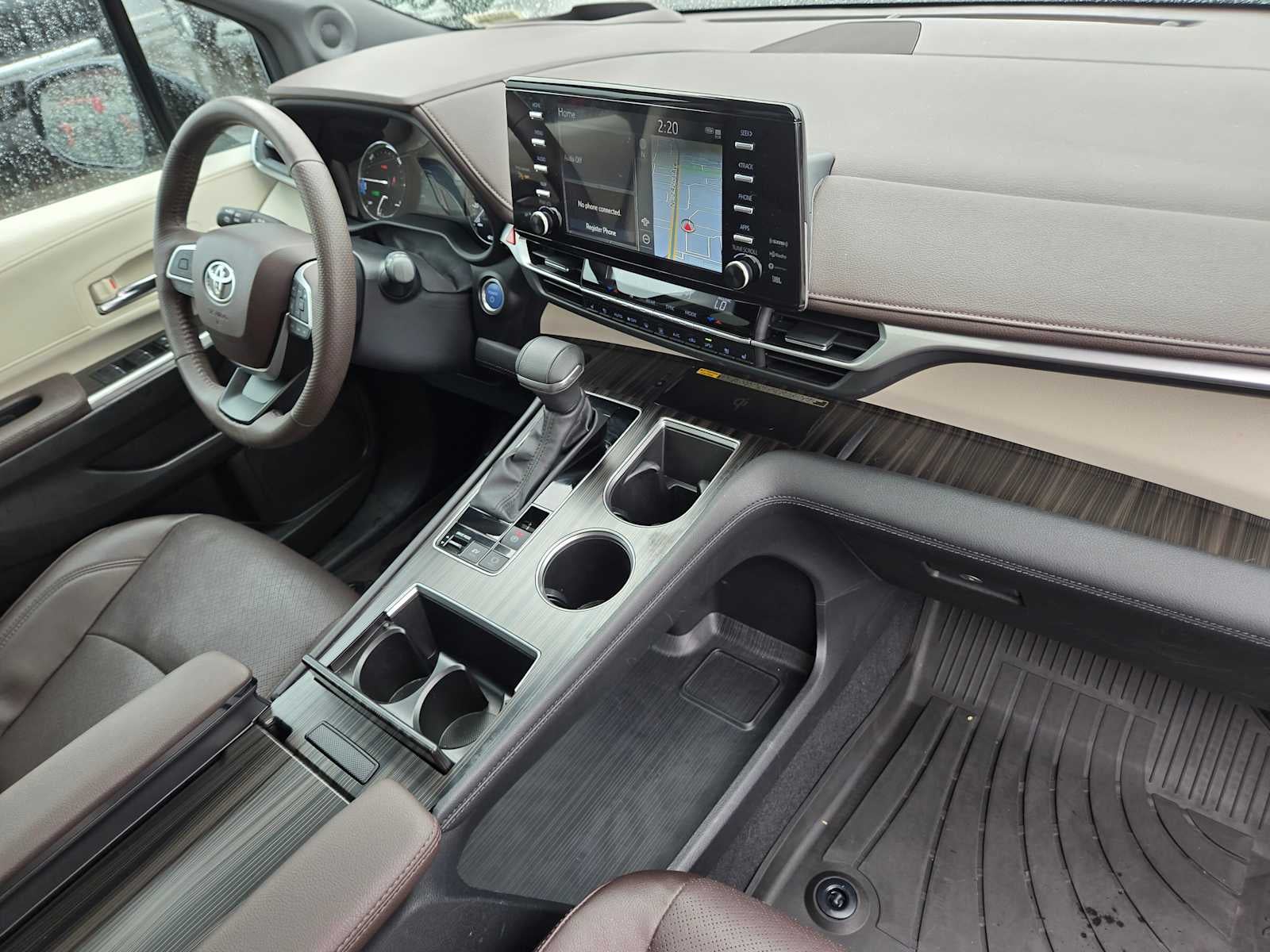 2024 Toyota Sienna Platinum