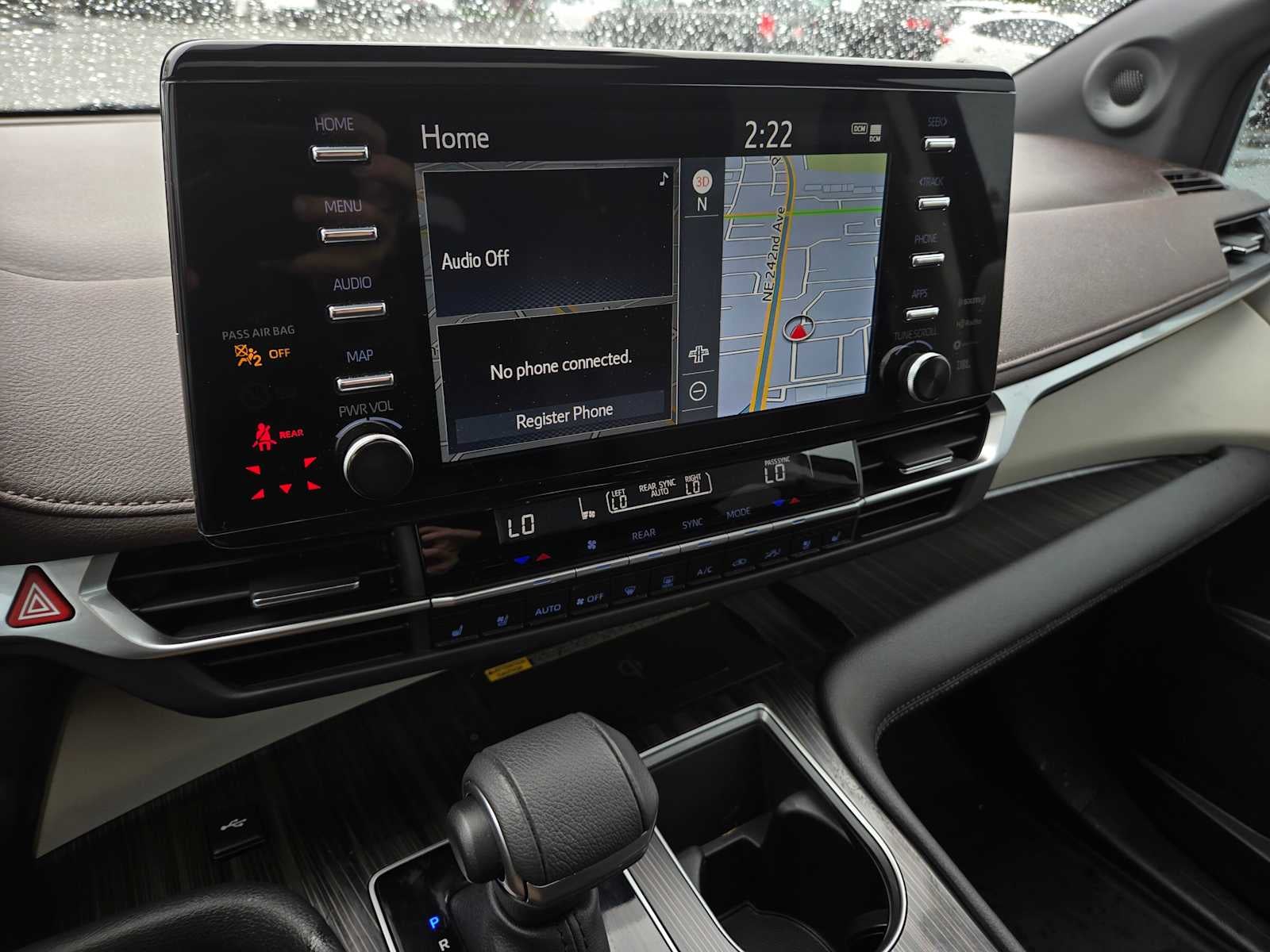 2024 Toyota Sienna Platinum