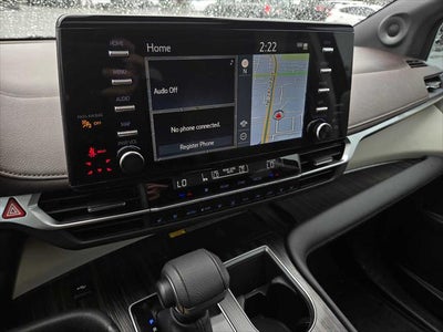 2024 Toyota Sienna Platinum