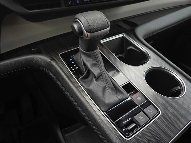 2024 Toyota Sienna Platinum