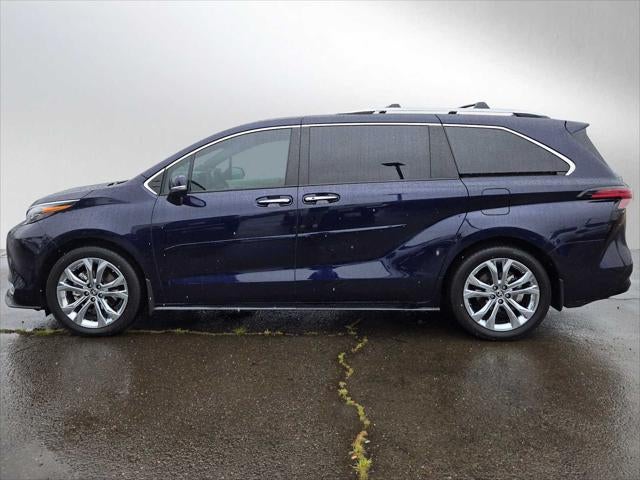 2024 Toyota Sienna Platinum