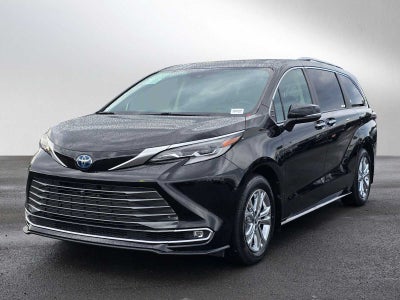2023 Toyota Sienna Platinum