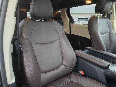 2023 Toyota Sienna Platinum