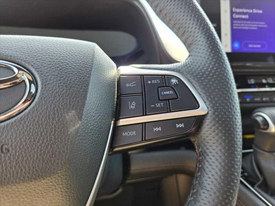 2025 Toyota Sienna Platinum